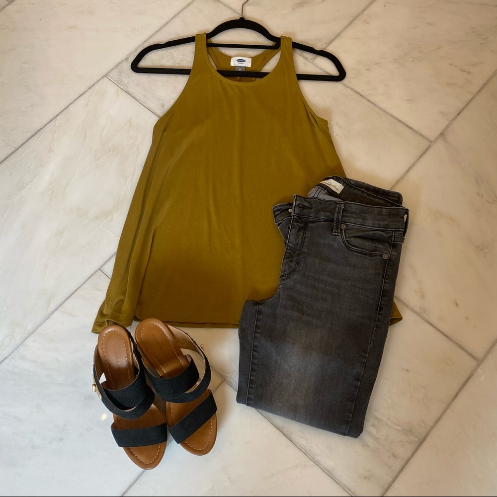 Old Navy tank